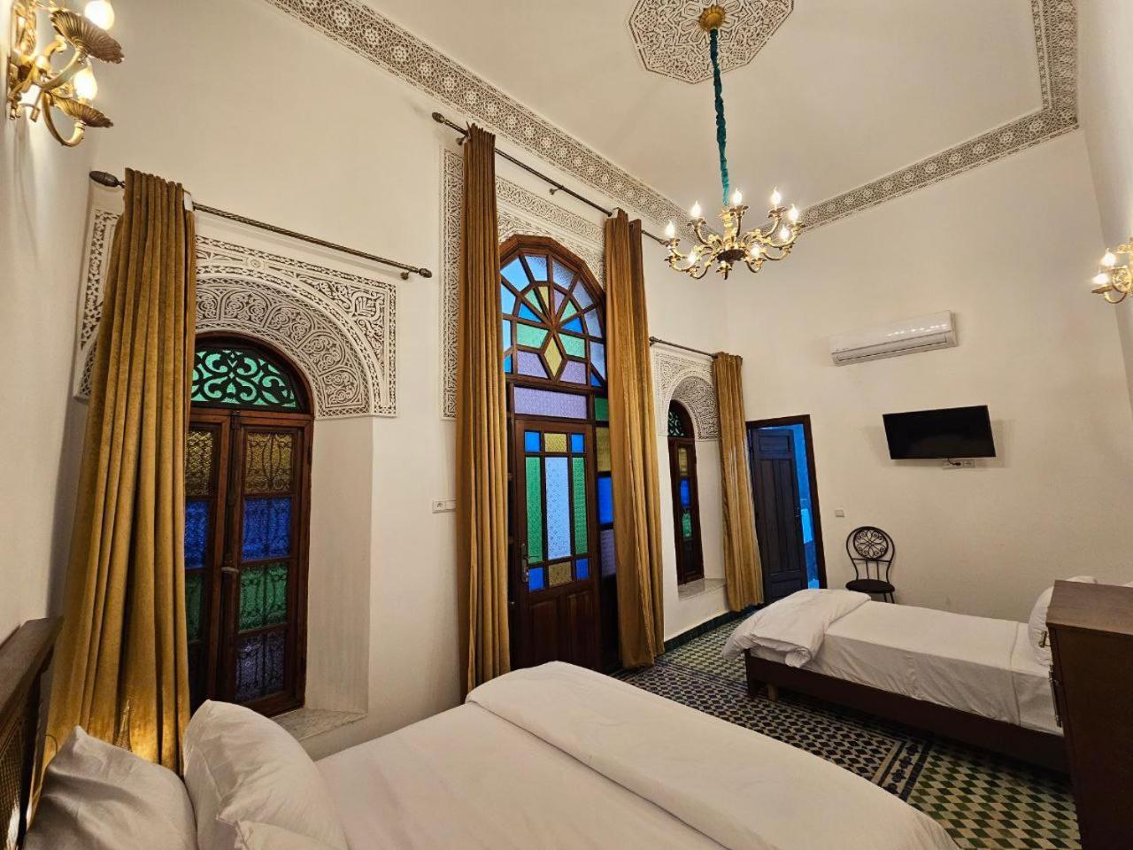 Riad Fes Miracle エクステリア 写真