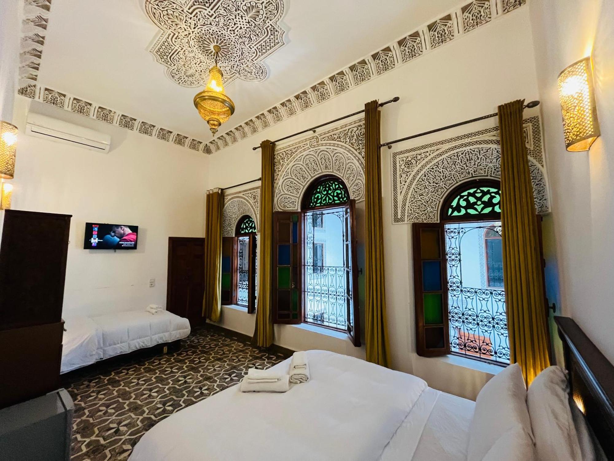 Riad Fes Miracle エクステリア 写真