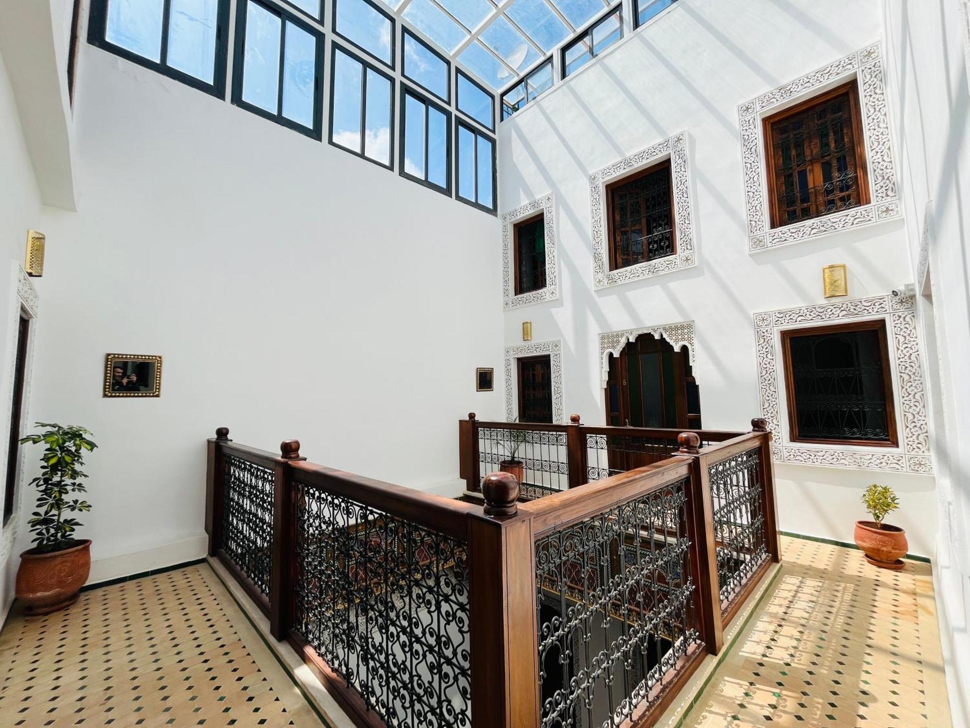 Riad Fes Miracle エクステリア 写真