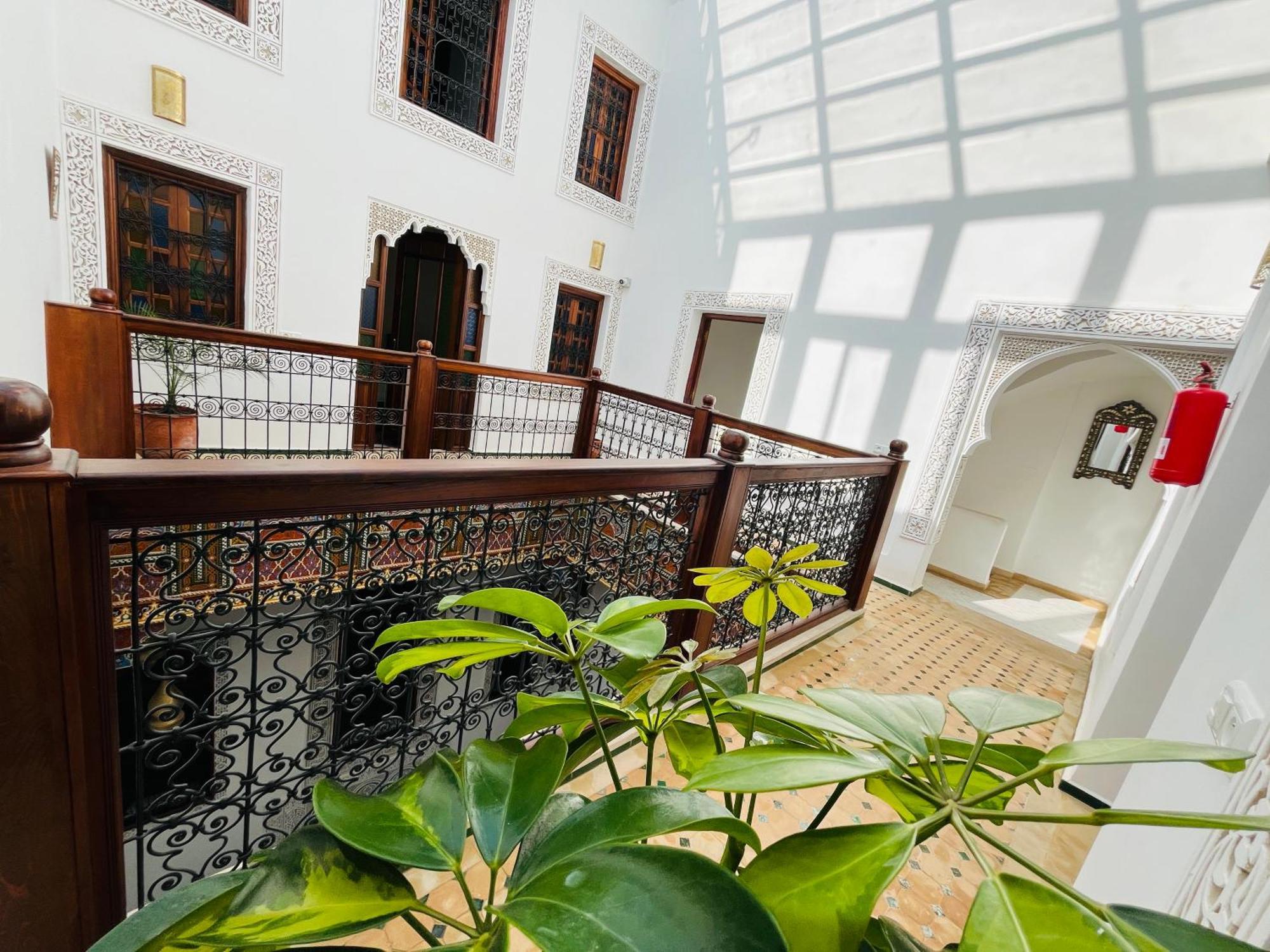Riad Fes Miracle エクステリア 写真